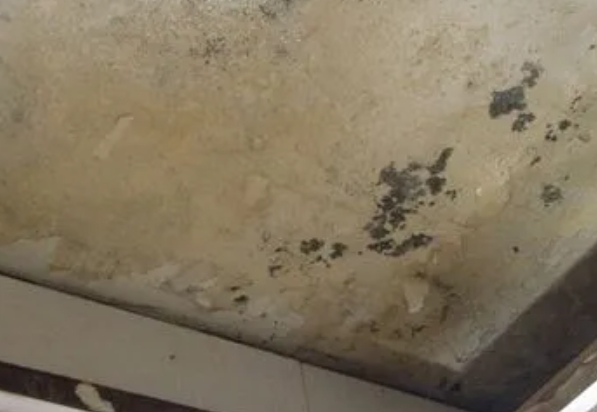 昌都阳台漏水维修公司分享下昌都卫生间渗水维修需要注意哪些问题。